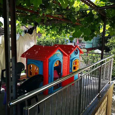 Family With Garden Sarajevo